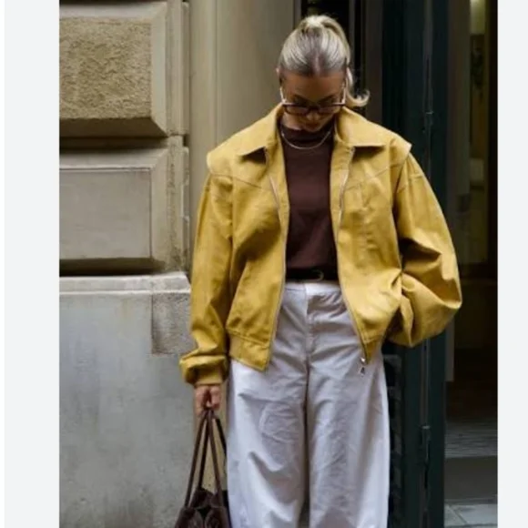 Lioness Vista Jacket In Mustard M NWT - Picture 5 of 11